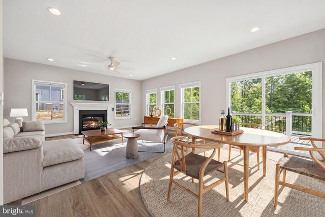 85 HOPEWELL DR, Fredericksburg, VA 22406