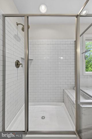 85 HOPEWELL DR, Fredericksburg, VA 22406