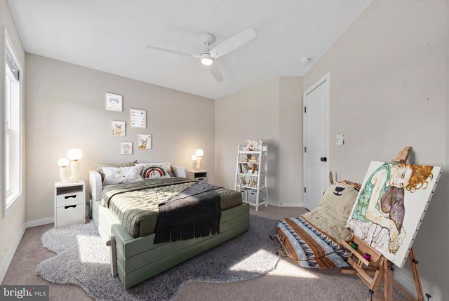 85 HOPEWELL DR, Fredericksburg, VA 22406
