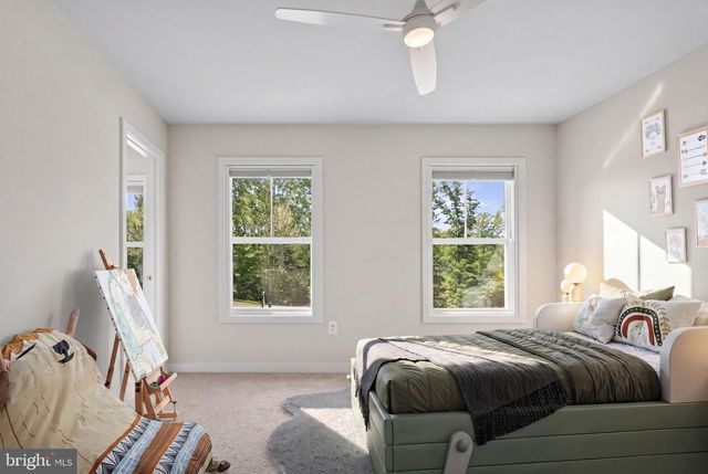 85 HOPEWELL DR, Fredericksburg, VA 22406