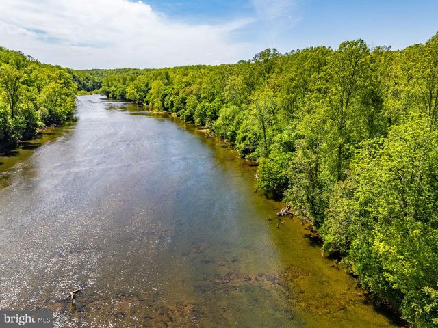 85 HOPEWELL DR, Fredericksburg, VA 22406