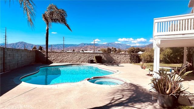 31136 Slate, Mentone, CA 92359