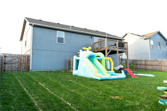 1913 Eagle Drive, Harrisonville, MO 64701