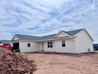 2001 RED FOX LANE, Kaukauna, WI 54130