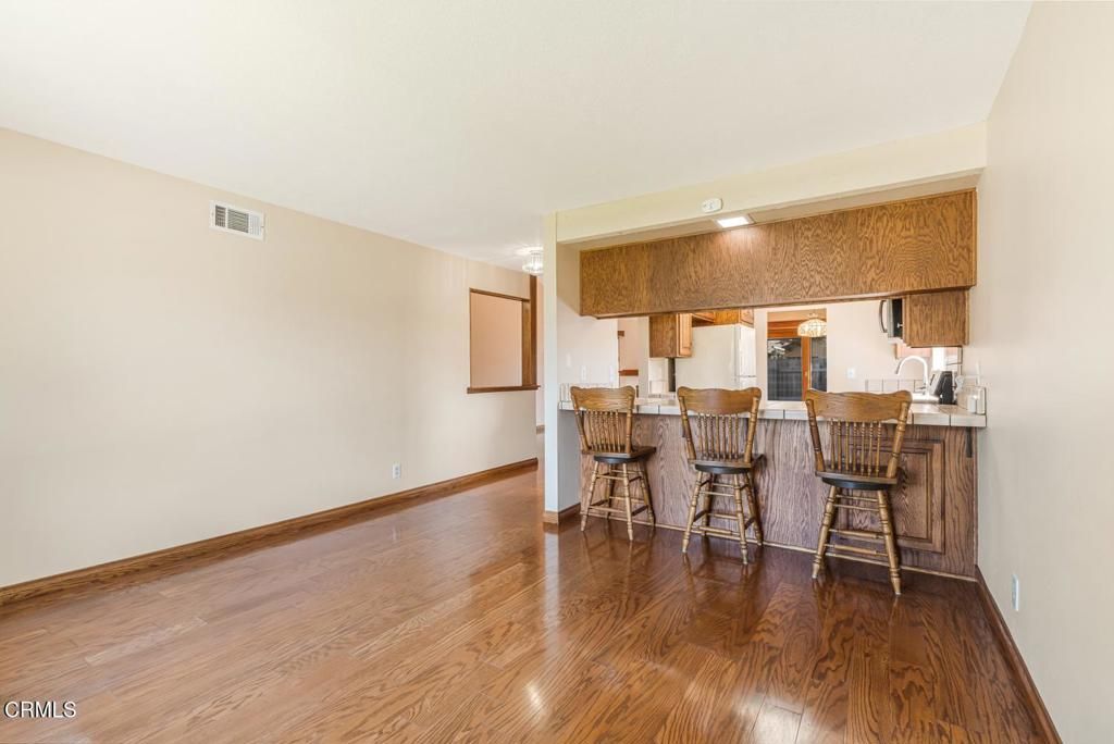 Image 15 of property listing at 1180 Bogota Court, Oxnard, CA 93035