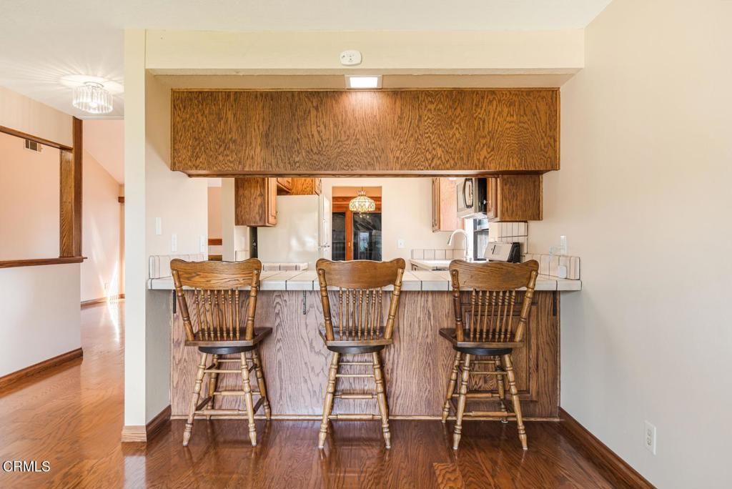 Image 16 of property listing at 1180 Bogota Court, Oxnard, CA 93035