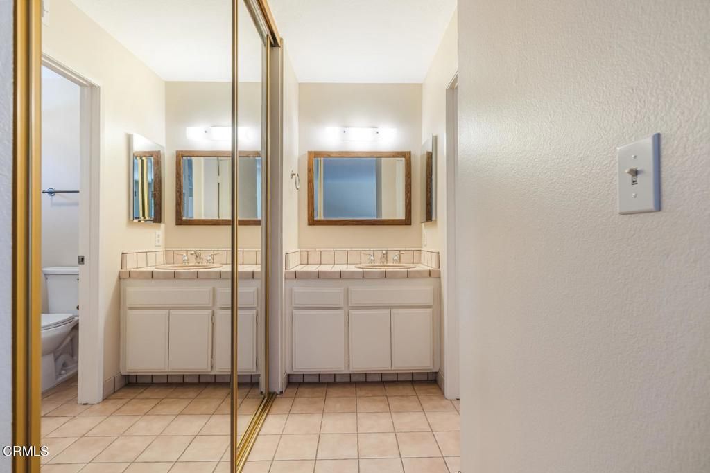 Image 22 of property listing at 1180 Bogota Court, Oxnard, CA 93035