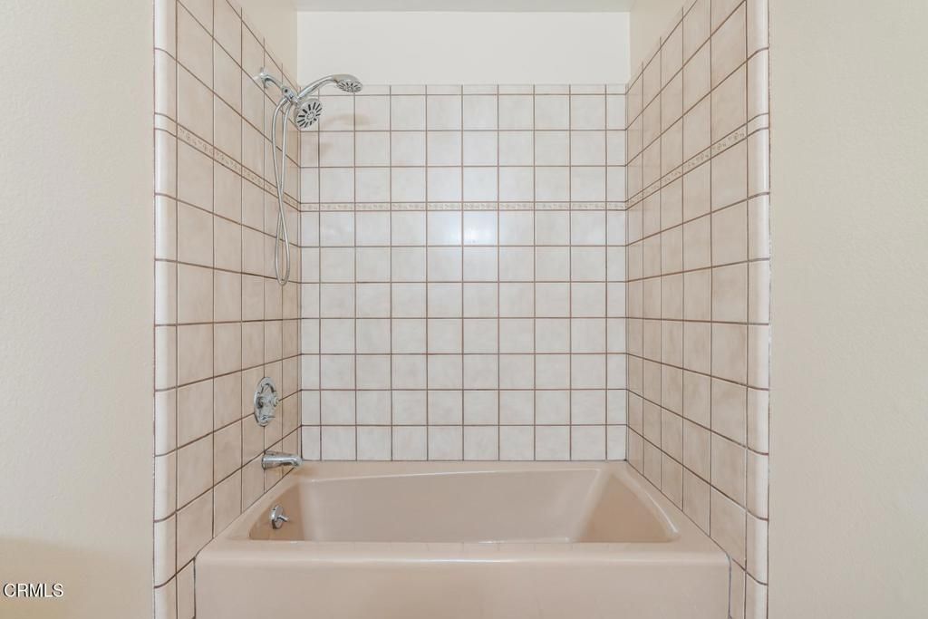 Image 29 of property listing at 1180 Bogota Court, Oxnard, CA 93035