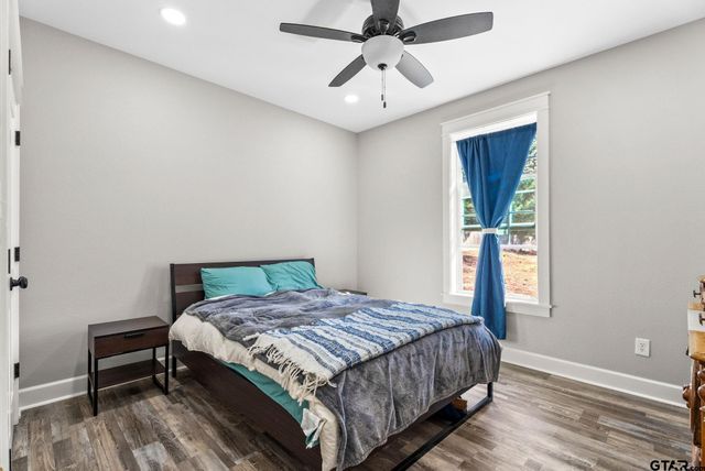 323 Eastdale Lane, Bullard, TX 75757