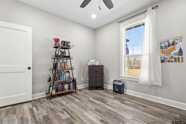 323 Eastdale Lane, Bullard, TX 75757