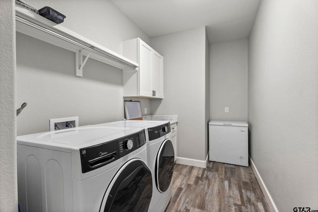 323 Eastdale Lane, Bullard, TX 75757