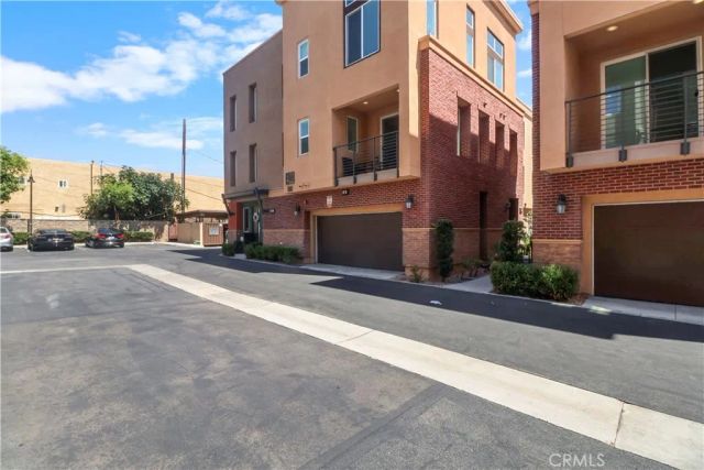 422 W Route 66 28, Glendora, CA 91740