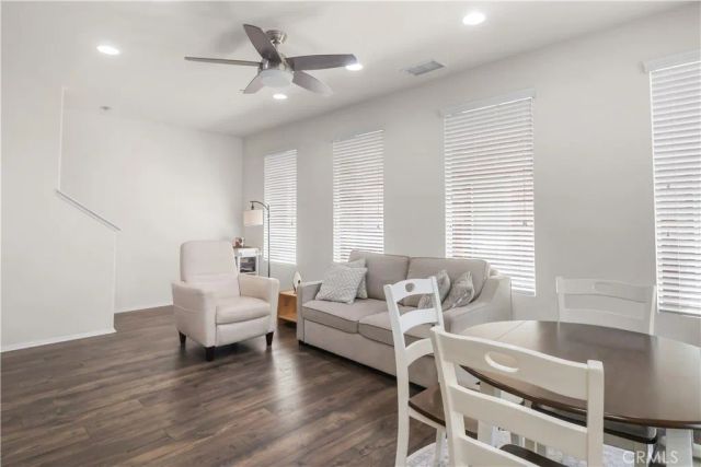 422 W Route 66 28, Glendora, CA 91740