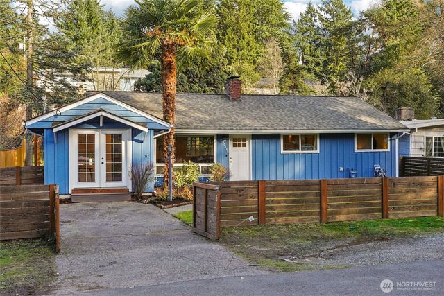 20230 1st Place S, Des Moines, WA 98198