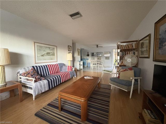 619 SE 47th ST 4, Cape Coral, FL 33904