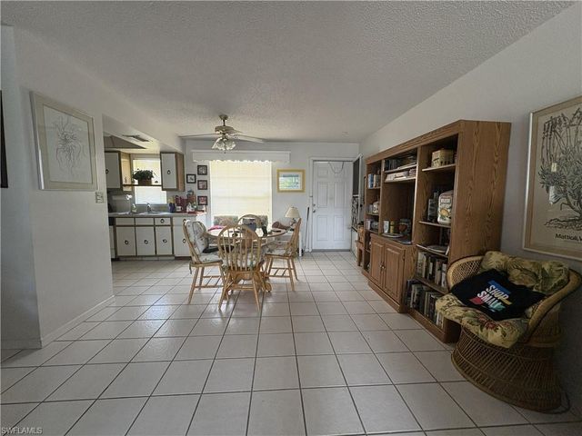 619 SE 47th ST 4, Cape Coral, FL 33904