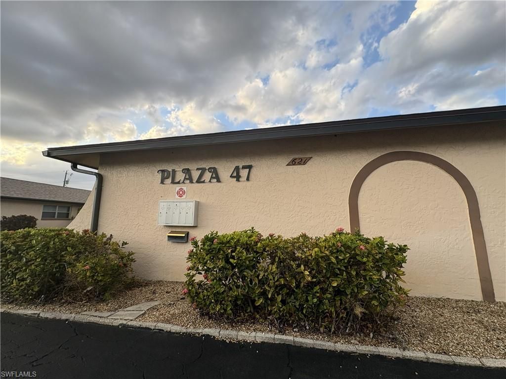 619 SE 47th ST 4, Cape Coral, FL 33904