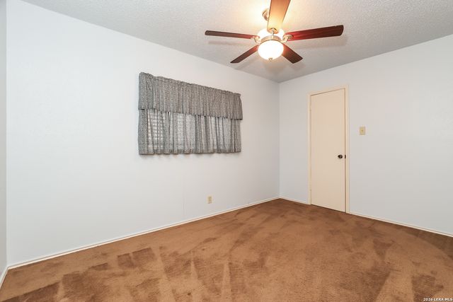 102 Saddlebrook, San Antonio, TX 78245