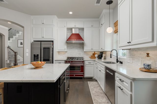 2216 Tremont Boulevard, Mckinney, TX 75071
