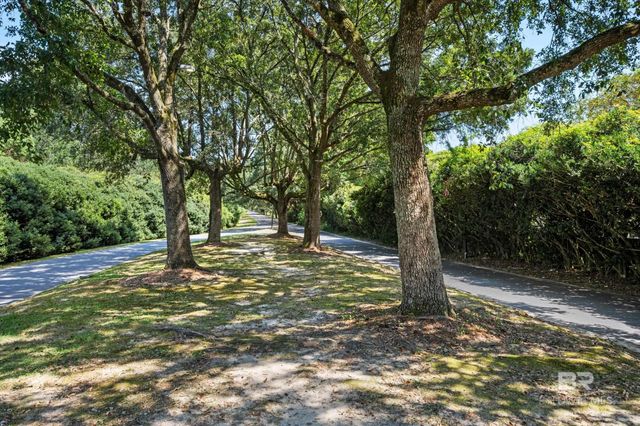 10895 Covey Drive, Fairhope, AL 36532