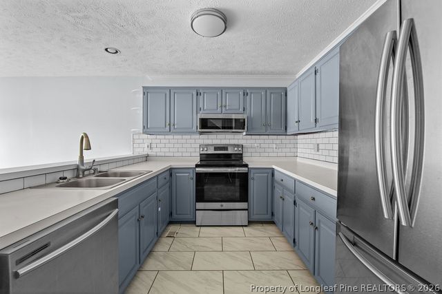 488 Lands End Road, Fayetteville, NC 28314