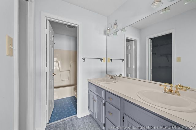 488 Lands End Road, Fayetteville, NC 28314