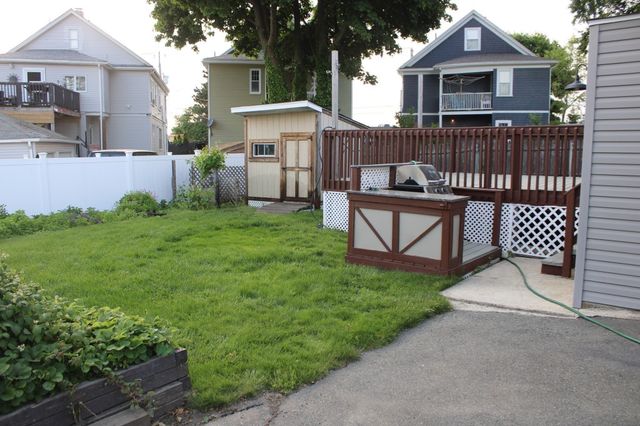 496 Winthrop St, Winthrop, MA 02152