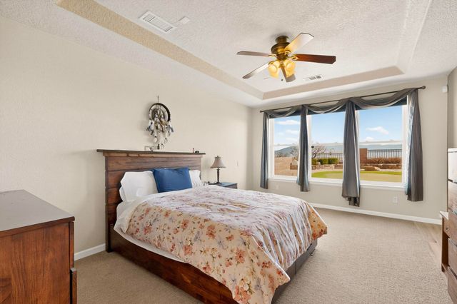 10200 Avenida Vista Sol NW, Albuquerque, NM 87114