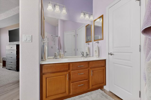 10200 Avenida Vista Sol NW, Albuquerque, NM 87114