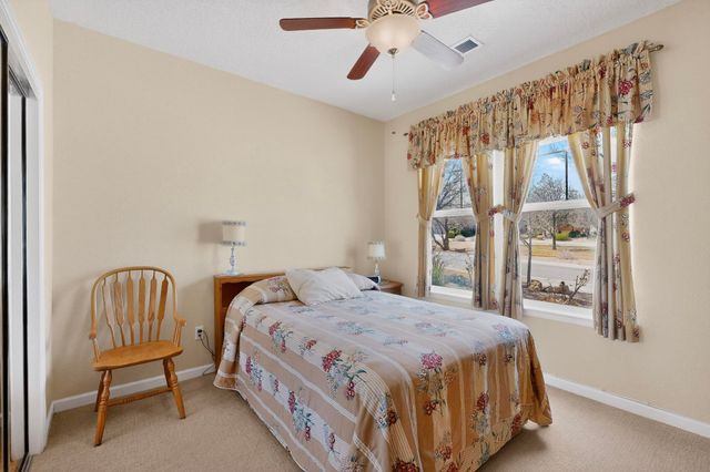 10200 Avenida Vista Sol NW, Albuquerque, NM 87114