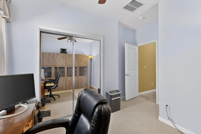 10200 Avenida Vista Sol NW, Albuquerque, NM 87114