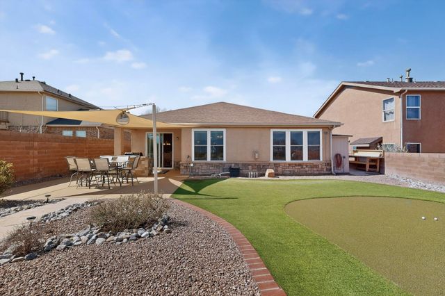 10200 Avenida Vista Sol NW, Albuquerque, NM 87114