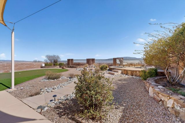 10200 Avenida Vista Sol NW, Albuquerque, NM 87114