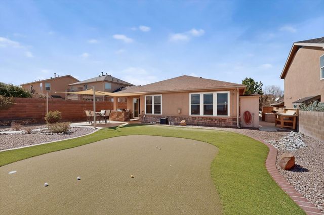 10200 Avenida Vista Sol NW, Albuquerque, NM 87114