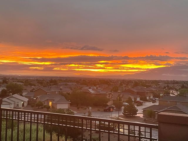 10200 Avenida Vista Sol NW, Albuquerque, NM 87114