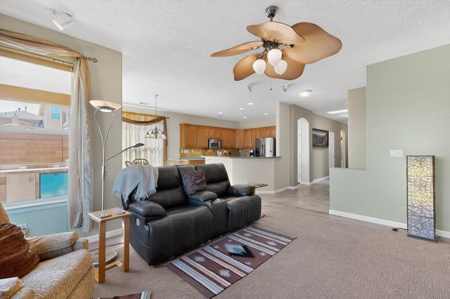 10200 Avenida Vista Sol NW, Albuquerque, NM 87114