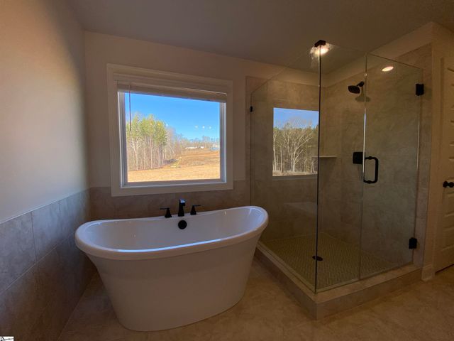 114 Nannies Circle, Williamston, SC 29697