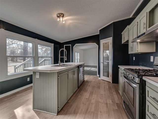 3282 E Fox Trail Road, Edmond, OK 73034