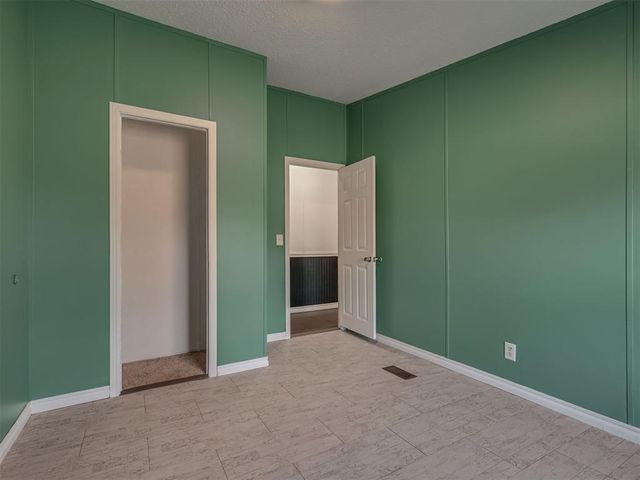 3282 E Fox Trail Road, Edmond, OK 73034