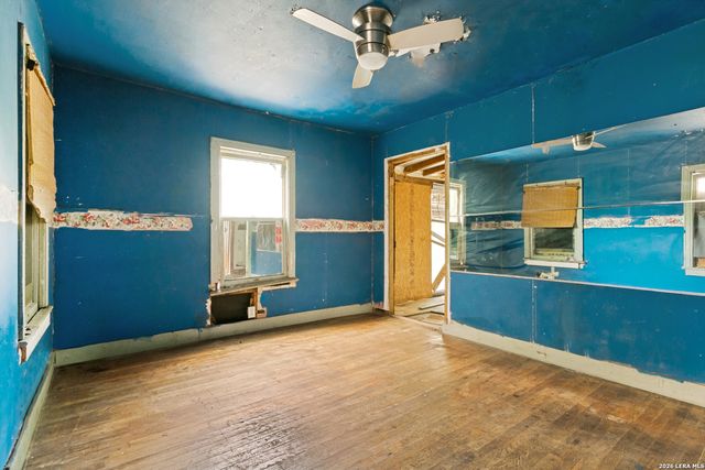 1330 W ROSEWOOD AVE, San Antonio, TX 78201