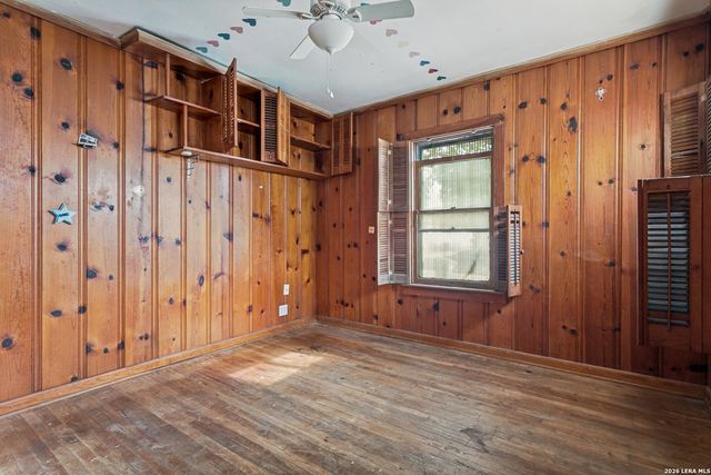 1330 W ROSEWOOD AVE, San Antonio, TX 78201