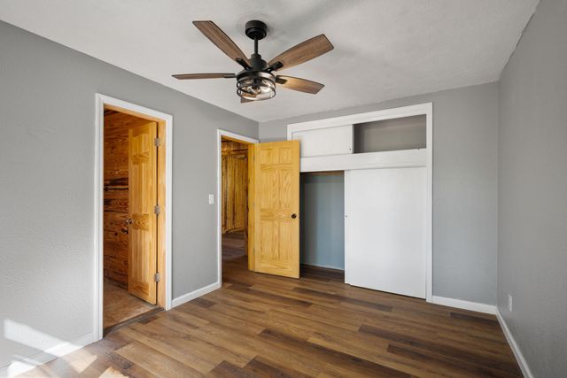 19295 Hillcrest Lane, Cassville, MO 65625