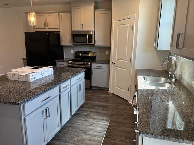 3667 Hidden Valley Circle, Lawrenceville, GA 30044