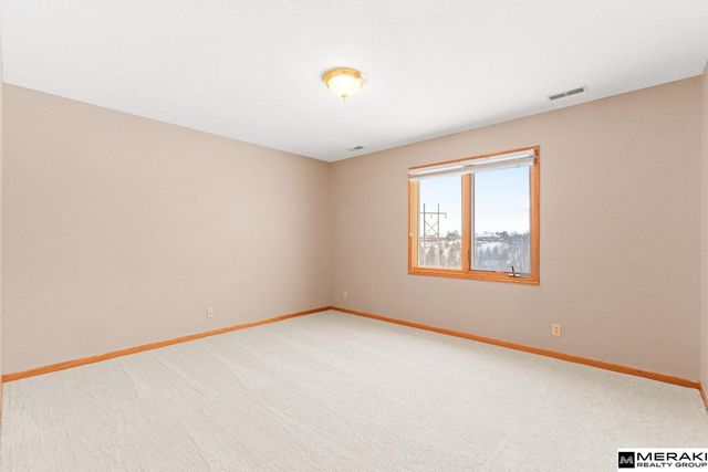 4412 N 195th Circle, Elkhorn, NE 68022