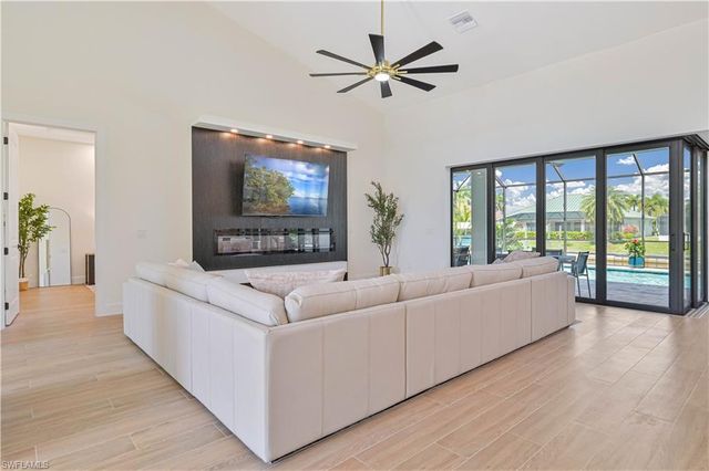 3306 SW 26th PL, Cape Coral, FL 33914