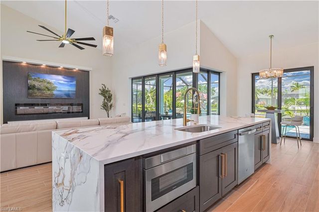 3306 SW 26th PL, Cape Coral, FL 33914