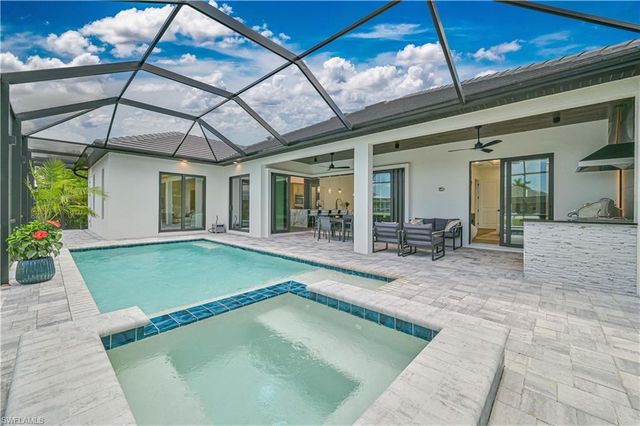 3306 SW 26th PL, Cape Coral, FL 33914
