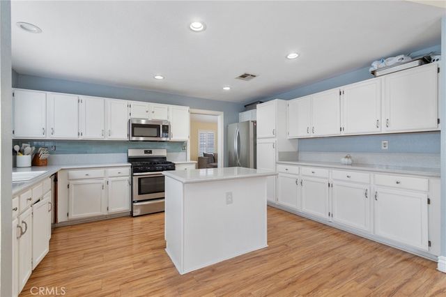 37901 53rd E, Palmdale, CA 93552