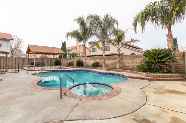 37901 53rd E, Palmdale, CA 93552