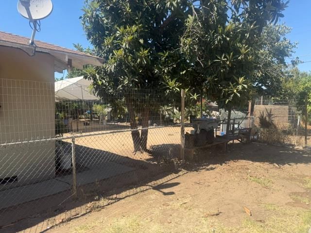 838 B, Fresno, CA 93706